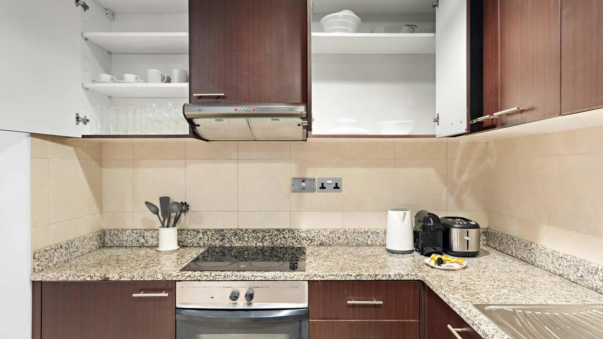 Apartment Silkhaus Gallery Studio At Sky Gardens In Heart Of Difc Dubai