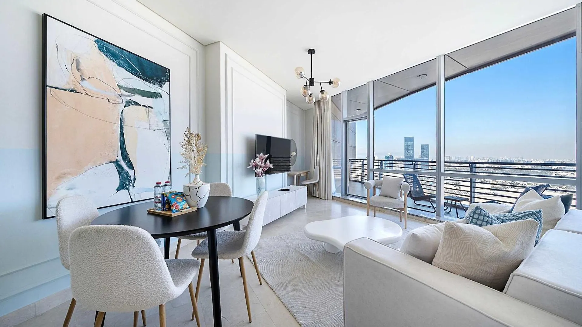 Silkhaus Gallery Studio At Sky Gardens In Heart Of Difc Dubai